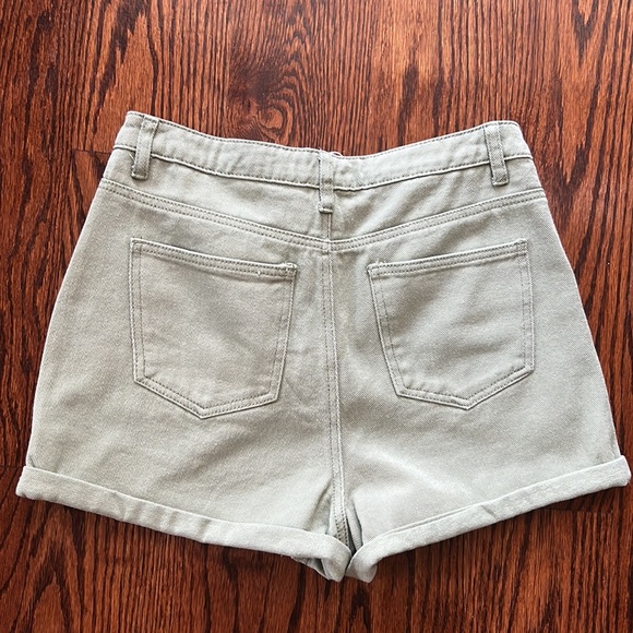 NWOT Sage  Green Denim Mom Shorts - Picture 3 of 4
